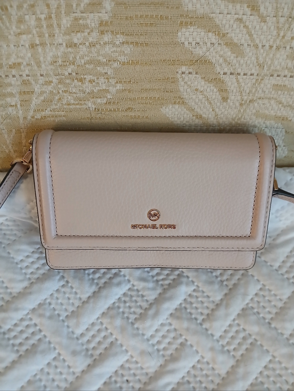 Michael Kors Blush Pebbled Leather Crossbody Wallet